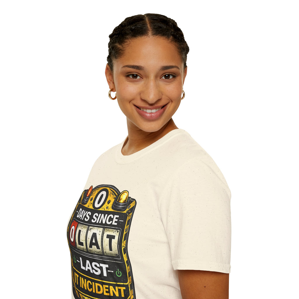 "0 Days Since Last IT Incident" Funny IT Tech Humor T-Shirt