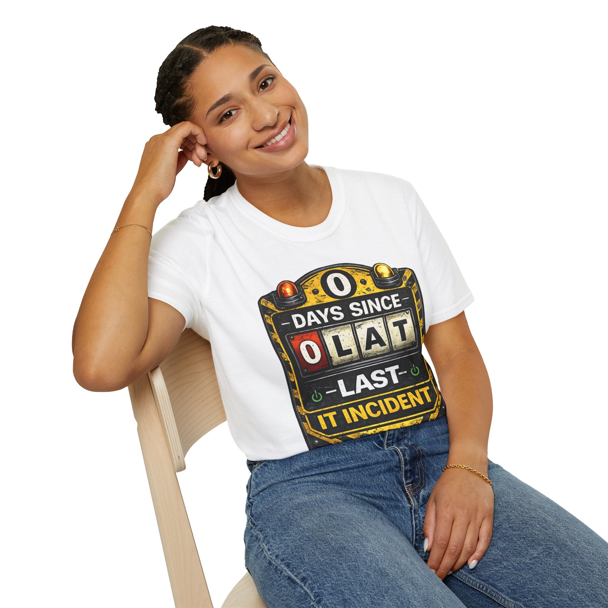 "0 Days Since Last IT Incident" Funny IT Tech Humor T-Shirt