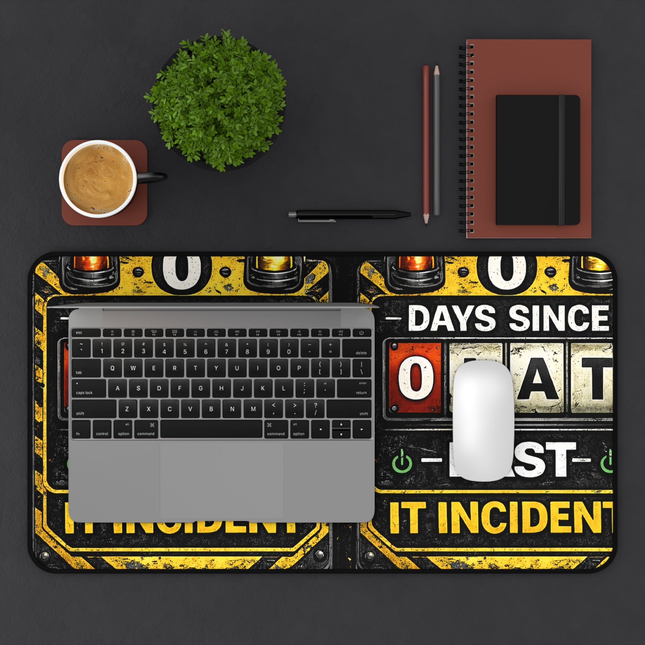 "0 Days Since Last IT Incident" Tech Humor Desk Mat — Funny IT Support Mouse Pad