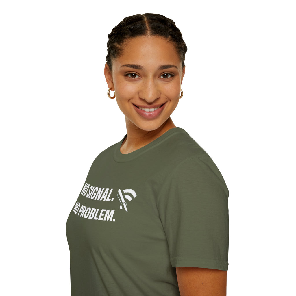 "No Signal, No Problem" Funny IT Tech Humor T-Shirt