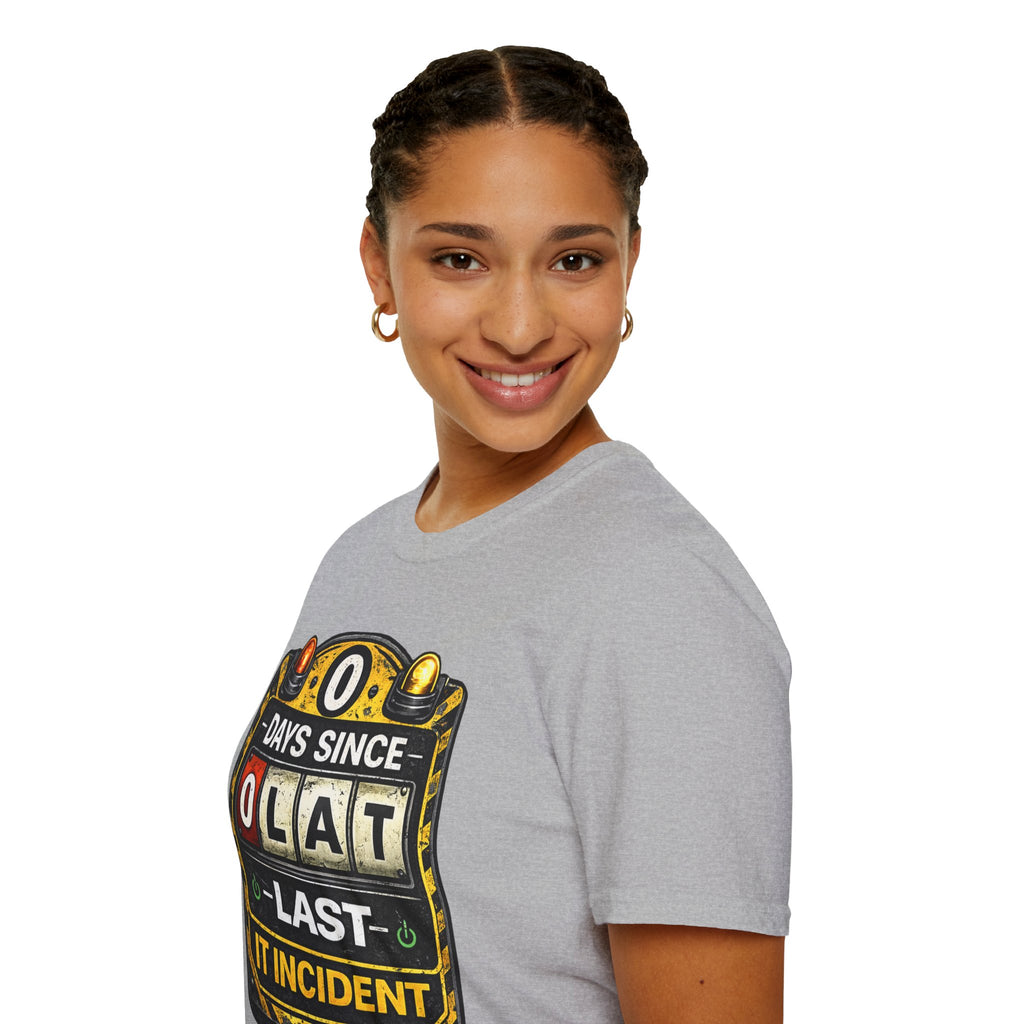 "0 Days Since Last IT Incident" Funny IT Tech Humor T-Shirt