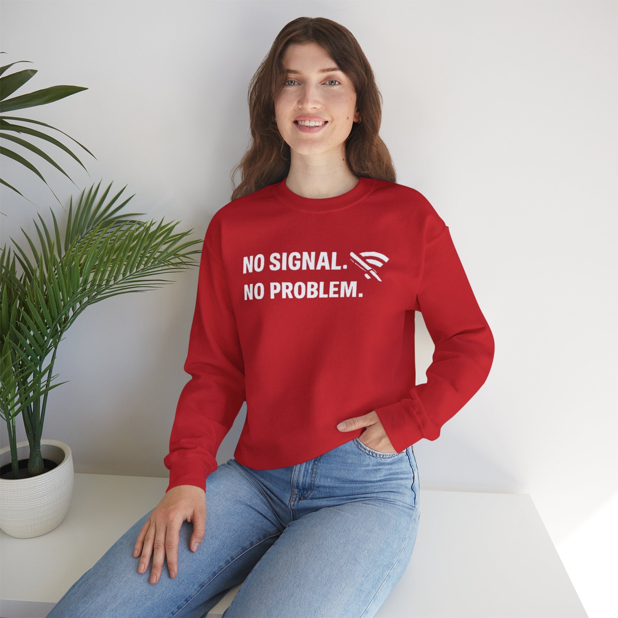 "No Signal, No Problem" Unisex Heavy Blend™ Tech Humor Crewneck Sweatshirt