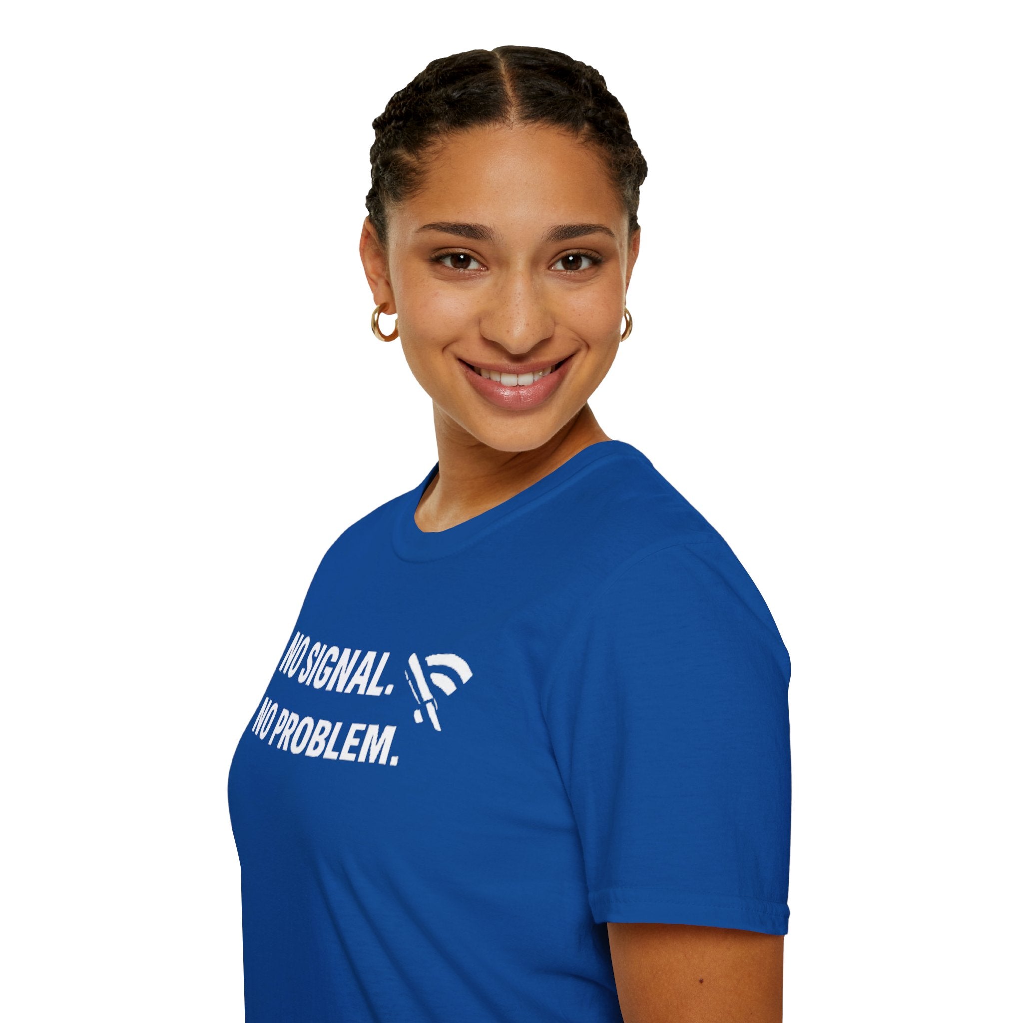 "No Signal, No Problem" Funny IT Tech Humor T-Shirt