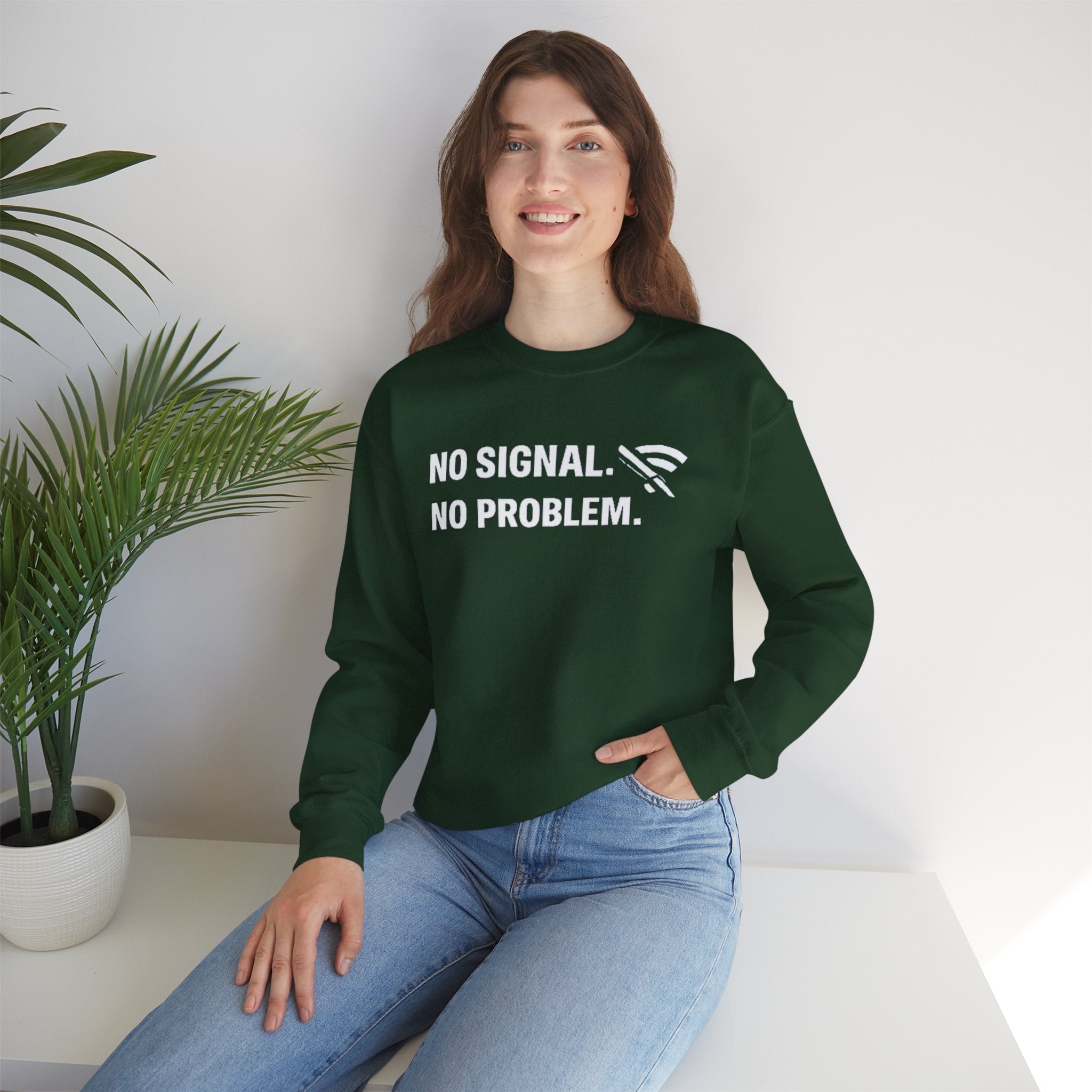 "No Signal, No Problem" Unisex Heavy Blend™ Tech Humor Crewneck Sweatshirt