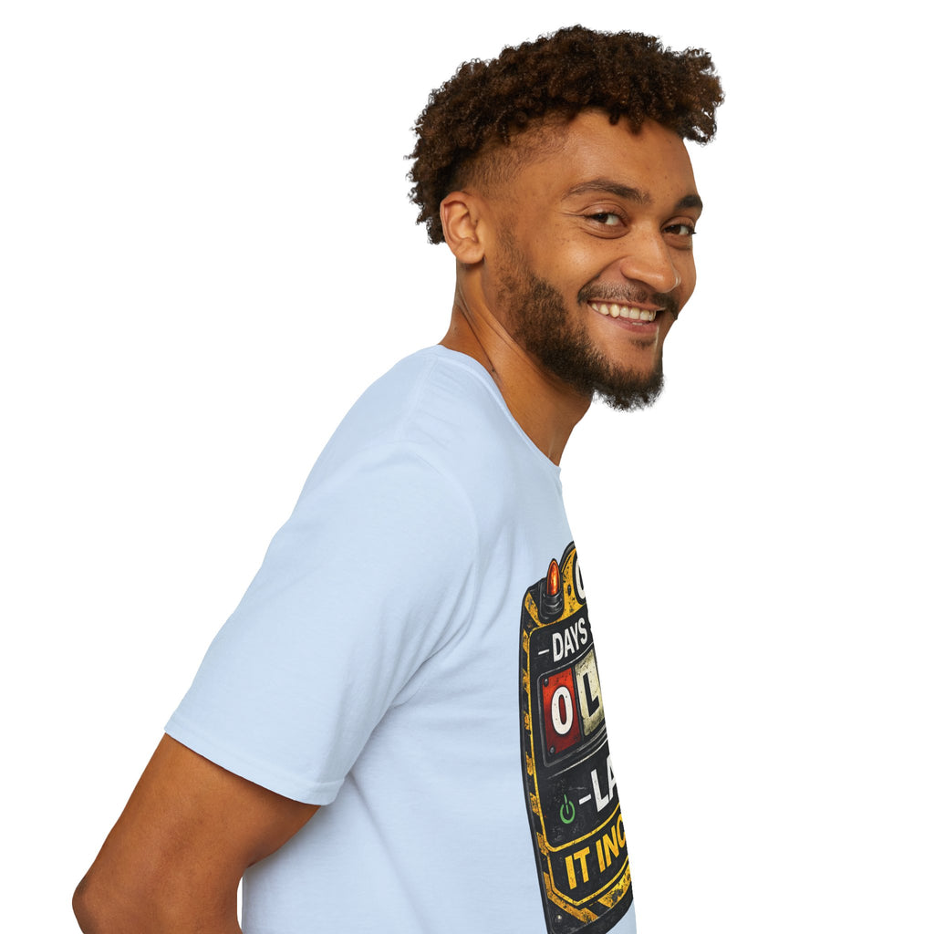 "0 Days Since Last IT Incident" Funny IT Tech Humor T-Shirt